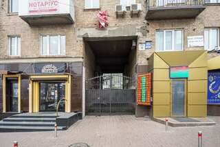 Апартаменты Modern Apartments on Baseina near Arena City Киев Апартаменты с балконом-7