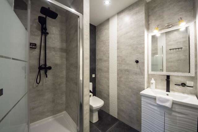 Апартаменты Modern Apartments on Baseina near Arena City Киев-14
