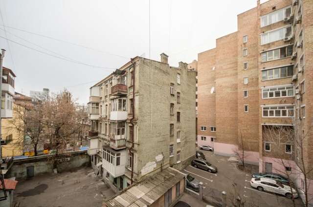 Апартаменты Modern Apartments on Baseina near Arena City Киев-22