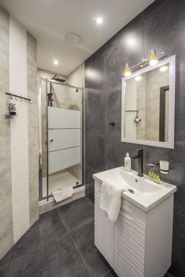 Апартаменты Modern Apartments on Baseina near Arena City Киев-7