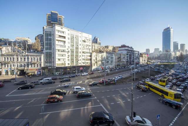 Апартаменты Modern Apartments on Baseina near Arena City Киев-9